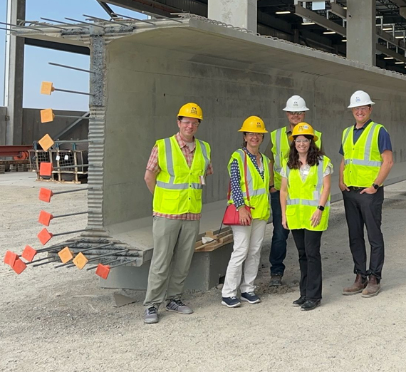 ゴンザガのロゴと「あなたの目的を見つけよう」というテキストが書かれたキャンパスの看板